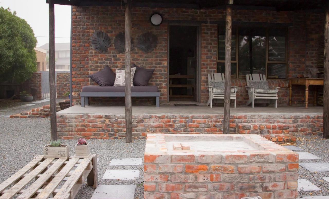 Dragon Tree Apartment Yzerfontein Exterior photo